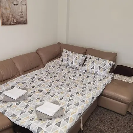 Family Apartment *